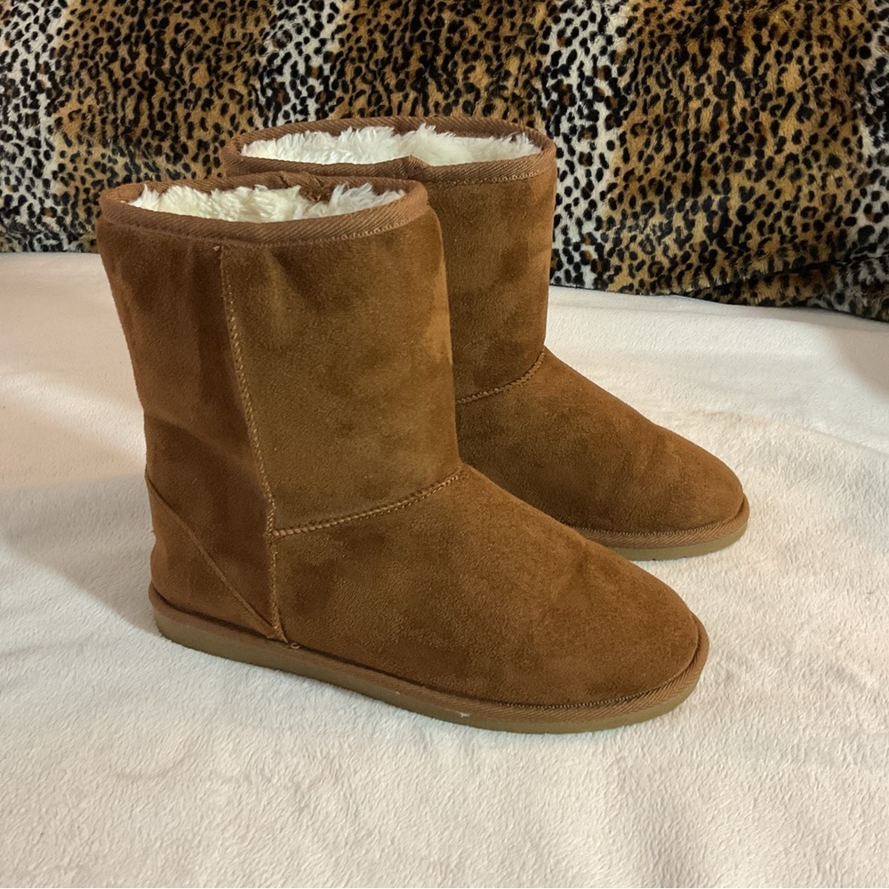 Dawgs Women's Ankle Boots in Brown